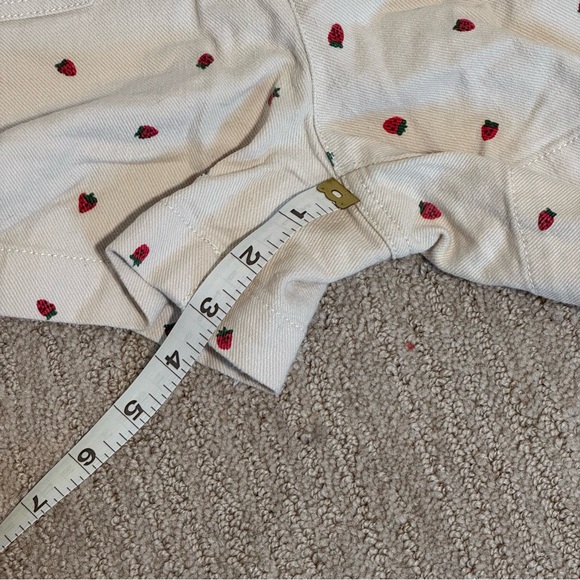 Madewell Strawberry Print Emmett Shorts - Picture 6 of 7